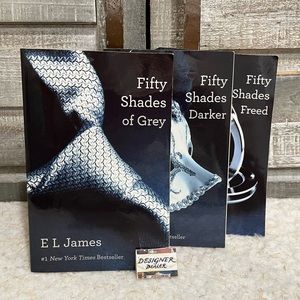 Fifty Shades of Grey Complete 3 Book Set GUC!